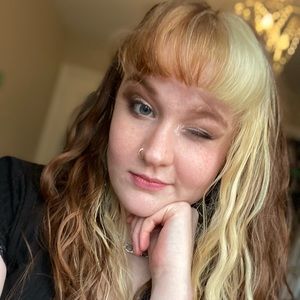 Meet your Posher, Skye